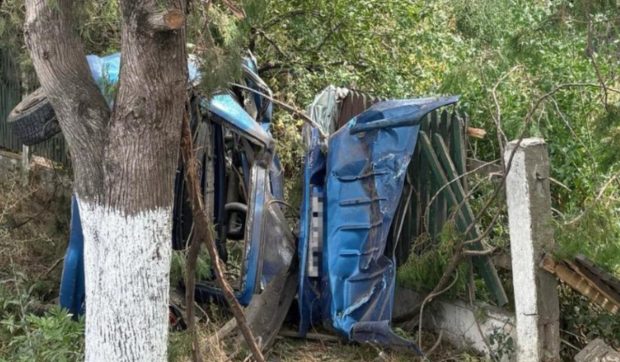 Un tânăr și-a ucis prietenul, un băiat de 16 ani, după ce a condus fără să aibă permis de conducere, în Ialomița