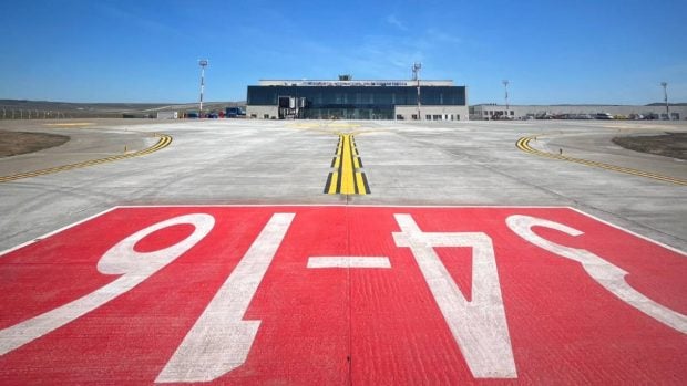 Aeroportul din România care a avut doar 8 călători în 3 luni face angajări