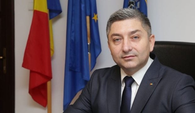 Alin Tișe, președintele CJ Cluj, și-a cerut singur demisia, dar nu și-o dă: „Mă huidui în piață, dar mă și aplaud”