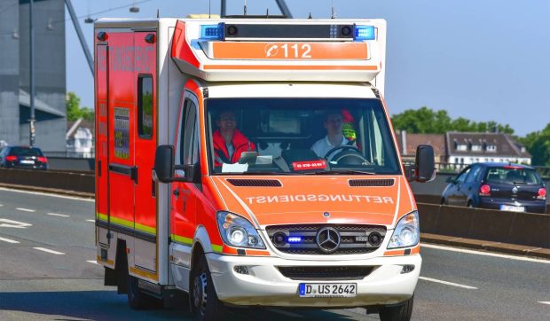Doi șoferi români beți au provocat un accident cu 4 mașini pe o șosea din Germania