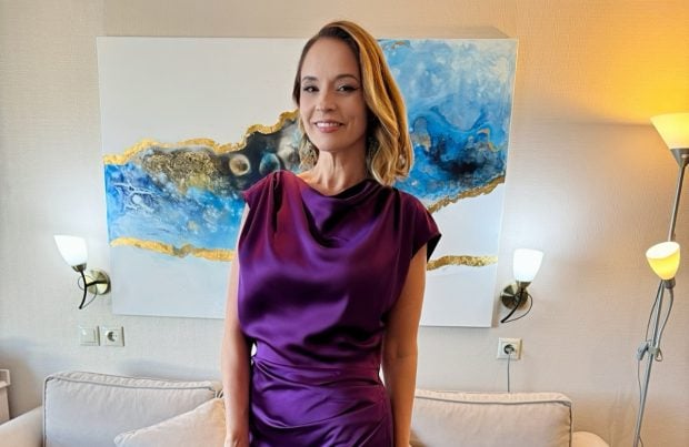 Cum arată Andreea Marin în colanți, cu abdomenul la vedere. Secretul pentru a se menține în formă la 50 de ani: „Înainte aveam 20 de kilograme în plus”