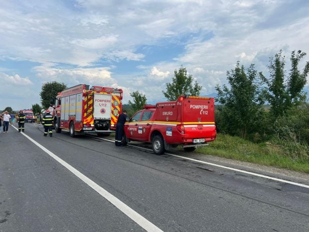 Doi spectatori au fost răniți grav de o roată desprinsă dintr-un bolid, la Campionatul Naţional de Rally Cross. Competiția a fost suspendată