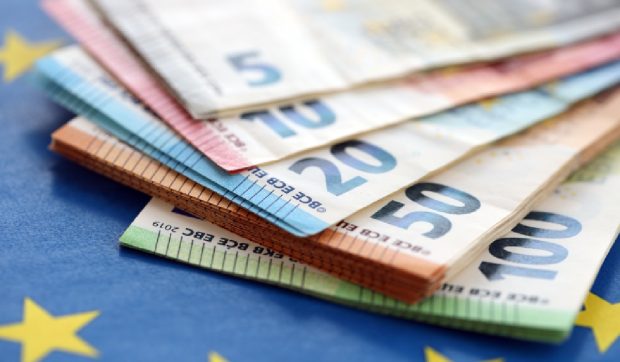 Datoria externă a României a crescut cu peste 7 miliarde de euro în prima jumătate a anului. Ce sumă datorăm în total