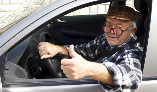 Prima țară din lume care a pus limită de vârstă pentru permisele de conducere
