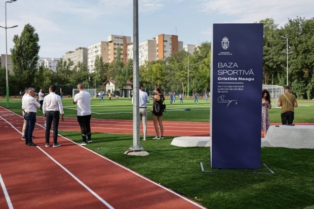 Școala 164 din București a inaugurat cea mai mare bază sportivă, care îi poartă numele campioanei Cristina Neagu