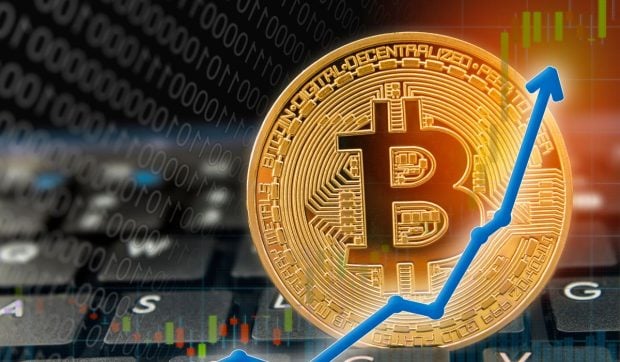 Bitcoin a atins un nou record și a ajuns la peste 520.000 de lei