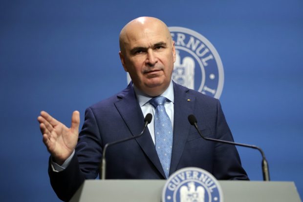 Mircea Cărtărescu, Radu Jude și Dan Perjovschi îi cer Guvernului Bolojan să retragă pachetul de austeritate în Educație