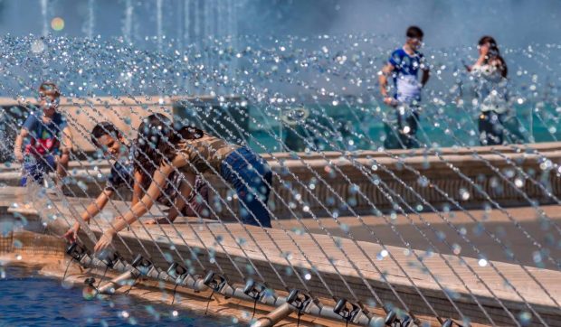 Vin două zile de caniculă, ANM a emis cod galben de temperaturi sufocante. Zonele afectate de valul neobișnuit de căldură