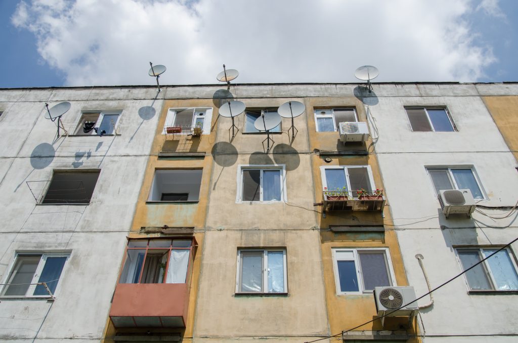 Șanse inegale la educație: De ce copiii din București au soarta dictată de cartierul în care trăiesc 2 cartier ferentari bucuresti shutterstock