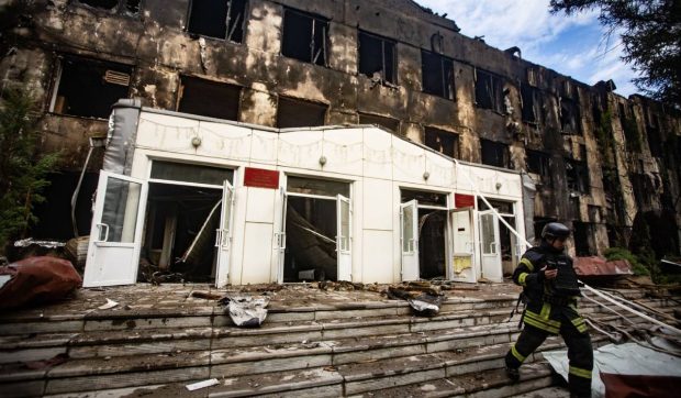 Peste 100.000 de persoane au rămas fără energie electrică după ce Rusia a bombardat masiv rețelele ucrainene