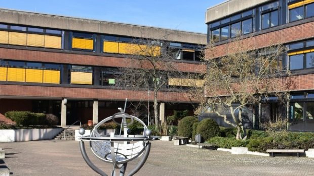 Profesoară de biologie în concediu medical de 16 ani, în Germania. Ce salariu a încasat