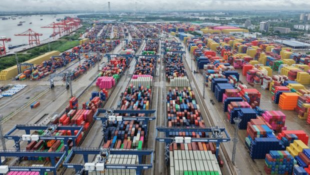 SUA şi China îşi prelungesc „armistiţiul comercial” în perspectiva unui summit Trump – Xi