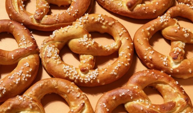 Cel mai mare angajator din industria alimentară a României este un producător de covrigi
