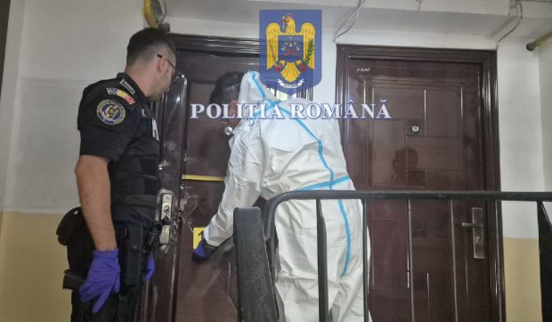 Noi detalii în cazul crimei de la Craiova: fetița celor doi soți era în casă în momentul crimei. Bărbatul se interesa de condițiile din închisori