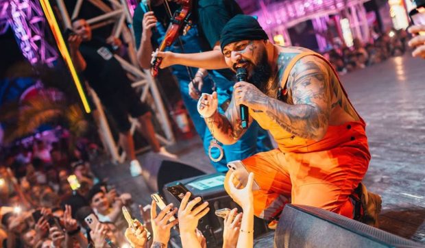 Dani Mocanu a anunțat la concert că a scăpat de condamnarea de 6 ani și 5 luni. Faptele s-au prescris: „Dumnezeu m-a ajutat”