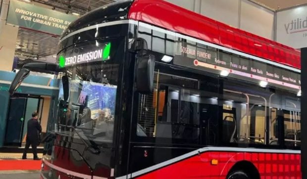 Autobuze electrice „made in Romania”, pe străzile din Deva: Automecanica Mediaș, preferată în locul unor companii cunoscute, precum Otokar