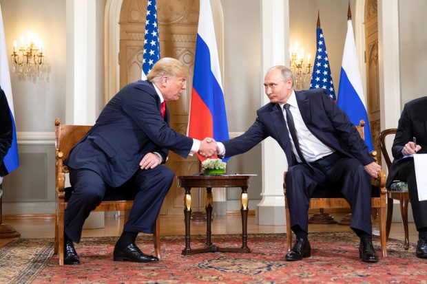 Cum s-a desfășurat ultimul summit dintre Donald Trump și Vladimir Putin: momentul care i-a uimit până și pe susținătorii cei mai mari ai președintelui american