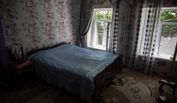Cum a fost posibil ca un bărbat să locuiască timp de trei ani cu fratele lui mort în casă. Cadavrul mumificat stătea în dormitor