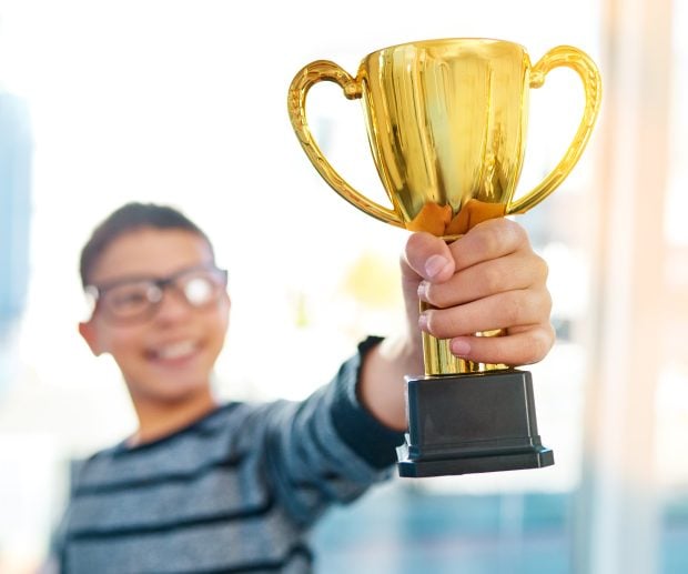 Elevii olimpici care învață în școlile din Ilfov, premiați cu până la 1.000 de lei. Cum se vor acorda banii