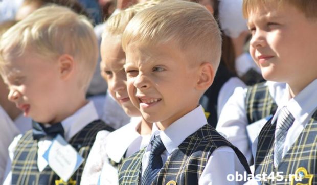 Ministerul Educației din Rusia propune școlilor să folosească 37 de cântece „patriotice” în orele de muzică