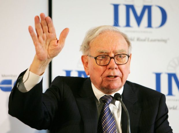 Viața lui Warren Buffett, cel mai longeviv CEO din lume care încă mai lucrează. Ieri a împlinit 95 de ani