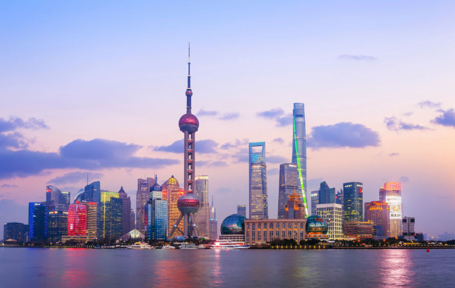 Descoperă China într-o aventură de neuitat: Soldații de Teracotă, orașe imperiale și metropole vibrante