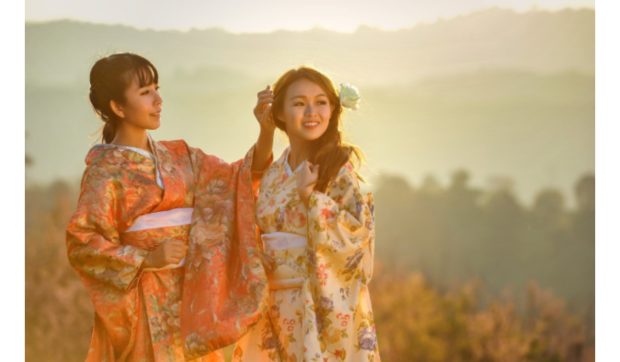 Japonia de toamnă: o călătorie de poveste printre culorile naturii și frumusețea tradițiilor