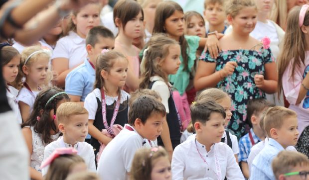 Cum începe școala fără stres și răceli: sfaturi de la specialiști