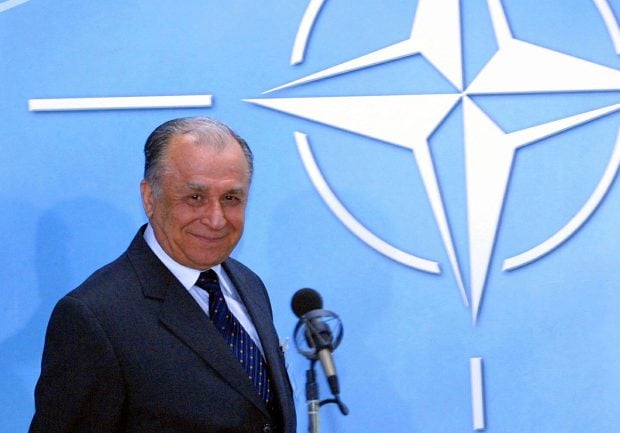 Ce vor învăța viitoarele generații de elevi despre Ion Iliescu. Profesor: „Istoria apropiată e tare ciudat reprezentată”
