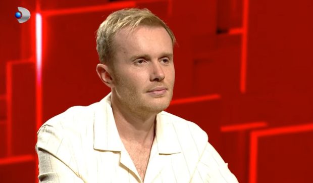 Imagine Stire Cum a ajuns Ionuț Rusu să fie arestat în Ungaria: „Nu sunt foarte mândru de evenimentul ăsta”. Comedianul a fost șofer de TIR | 2review.ro