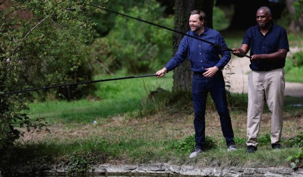 JD Vance și David Lammy, la pescuit de crap, în timpul boom-ului diplomatic. Prietenia improbabilă dintre vicele lui Trump și ministrul britanic de Externe