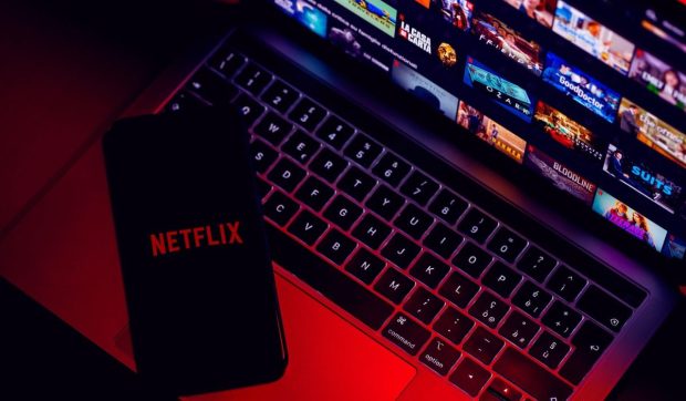 Netflix, acuzat că a scumpit ilegal abonamentele în Polonia fără acordul expres al utilizatorilor
