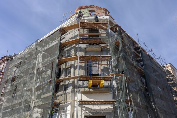 Putin vinde apartamente cu vedere la mare în Mariupol. Proprietarii ucraineni, lăsați fără despăgubiri
