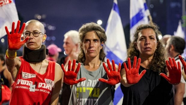 Israelienii se tem că nu vor mai putea călători în străinătate din cauza situației din Gaza