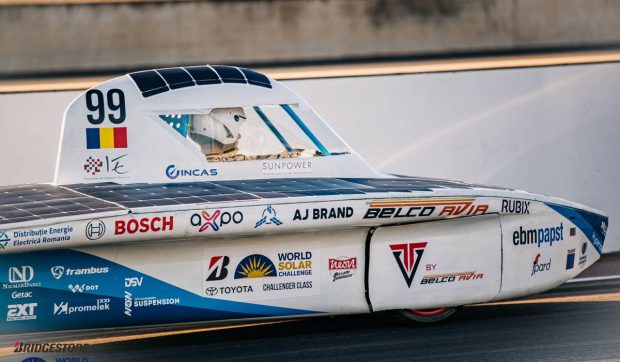 Echipa Solis din Cluj-Napoca scrie istorie la Bridgestone World Solar Challenge 2025 cu vehiculul solar