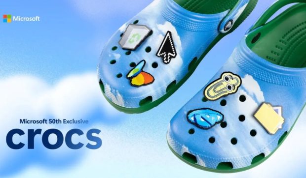 Microsoft lansează papucii Crocs Windows XP. Cât costă modelul pentru nostalgicii anilor 2000