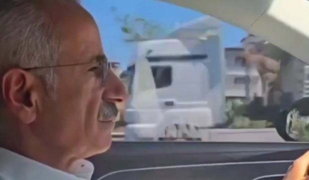 Turški prometni minister kaznovan zaradi prehitre vožnje, posnete na videoposnetku