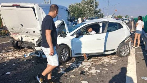 Autostrada Soarelui este închisă din cauza unui accident cu 7 mașini pe sensul spre Constanța