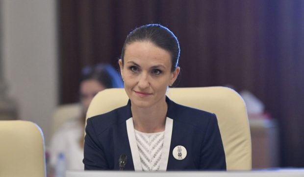 Oana Țoiu, ministrul de Externe, fake news despre serviciile consulare ale României
