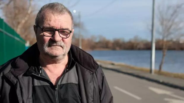 Lui Petre Cozma i-a fost amputat piciorul stâng: „Psihic sunt bine. Decât să stai cu dracul în tine, mai bine te duci la biserică!”