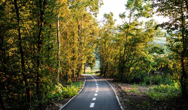 Cum arată pista de biciclete de 2,5km inaugurată lângă Cluj-Napoca, la Baciu, și realizată prin PNRR
