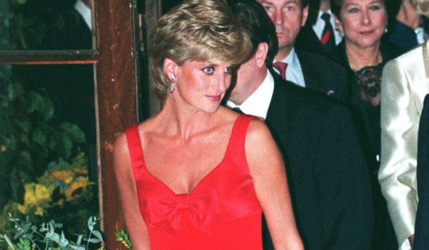 Capsula timpului a prințesei Diana, îngropată acum trei decenii, a fost scoasă la lumină la un spital din UK