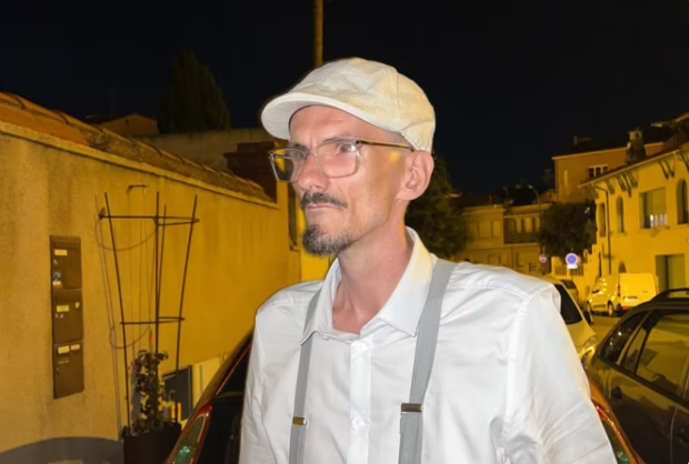 Moartea unui veteran francez, transmisă live pe o platformă de streaming. Era umilit pentru amuzamentul fanilor de luni întregi