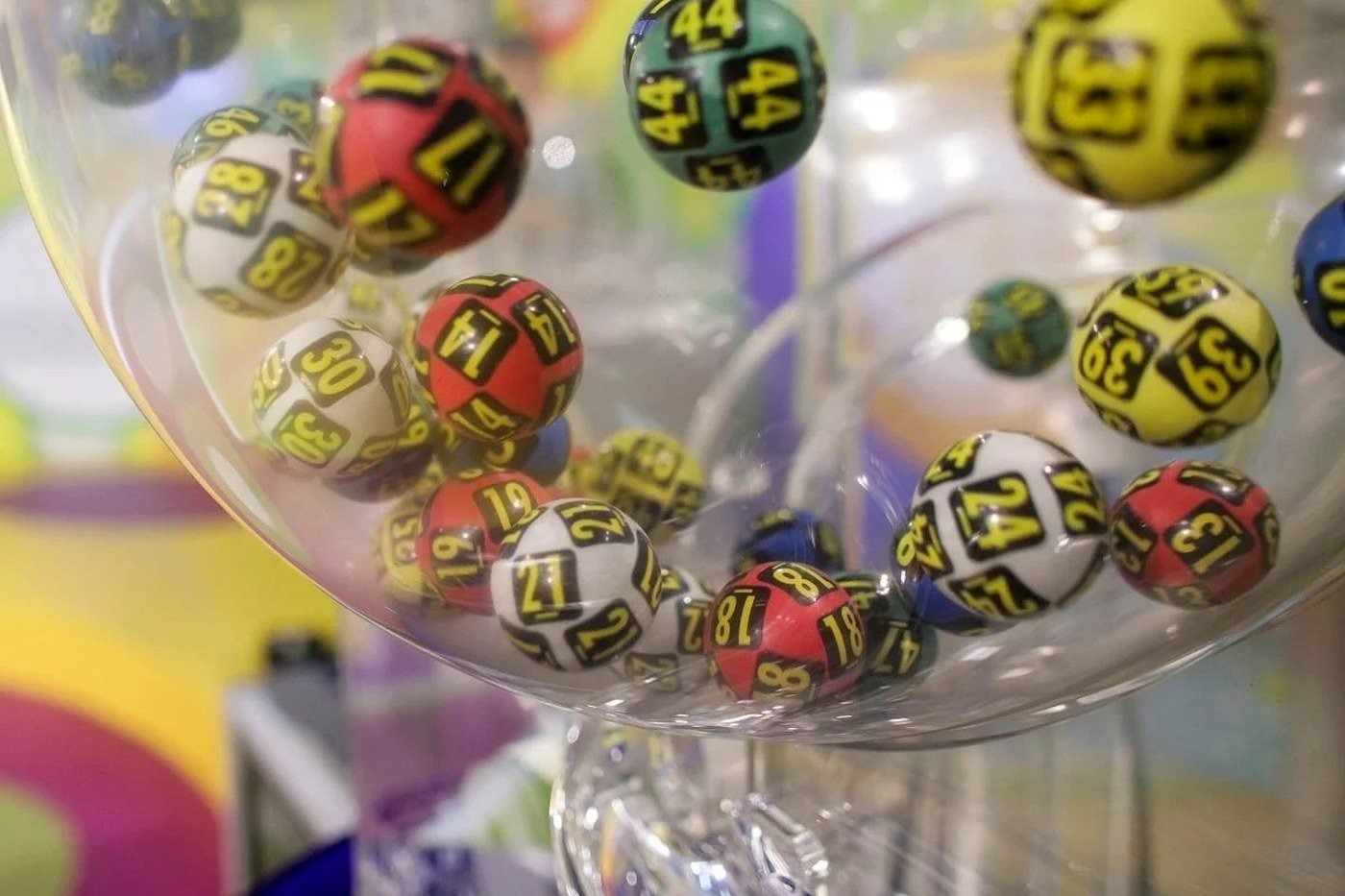 Numerele loto câștigătoare de azi. Rezultatele Loto 6