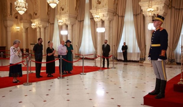 Ce spun românii care au venit la catafalcul lui Ion Iliescu: „Un președinte bun”. Dosarul Revoluției și al Mineriadei, „o pată pe justiția românească”