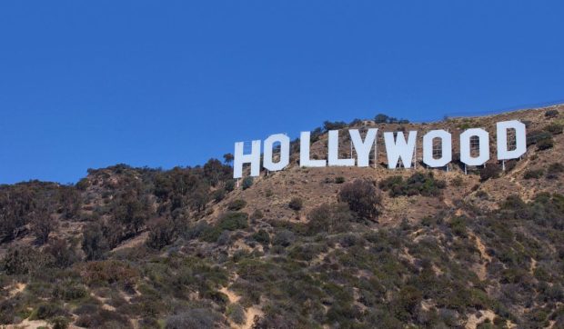 Regizorul Hollywoodian Francis Ford Coppola investește 120 milioane de dolari într-un film revoluționar, ignorat de industria cinematografică, dar apreciat de public