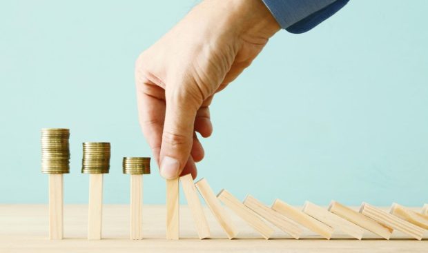 5 sfaturi financiare pentru românii copleșiți de creșterea prețurilor: „Observăm îngrijorarea”