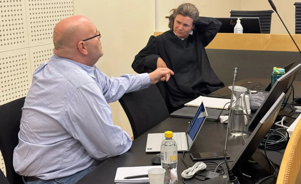 Un șofer cere despăgubiri de un milion de euro după ce a distrus Porsche-ul visurilor sale în prima sa călătorie mai lungă