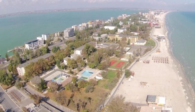 5 moduri prin care românii își pot rezerva vacanța de vară la prețuri mai mici