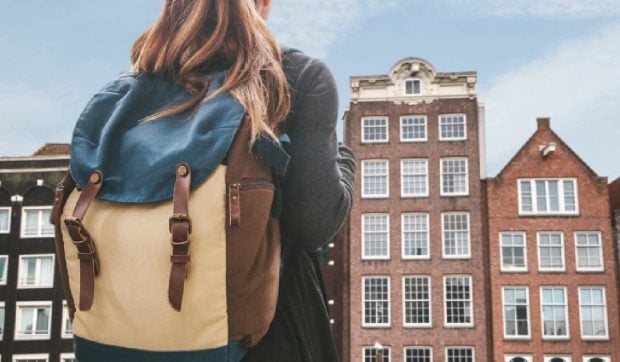 Studentă româncă în Olanda, despre sistemul lor educațional: „Te obligă să gândeşti, să aplici şi să argumentezi. În România, şcoala glorifică notele mari”